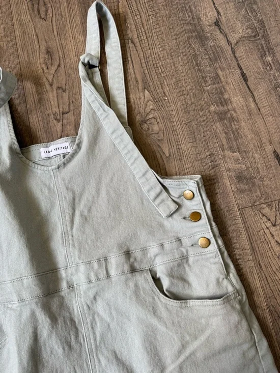 Légoe Heritage Sage Green Maternity Shortalls Romper- US Large - Picture 5 of 7